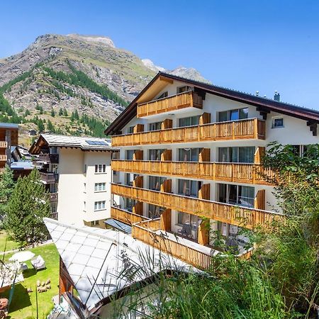 Jagerhof Serviced Apartements Zermatt Exterior photo